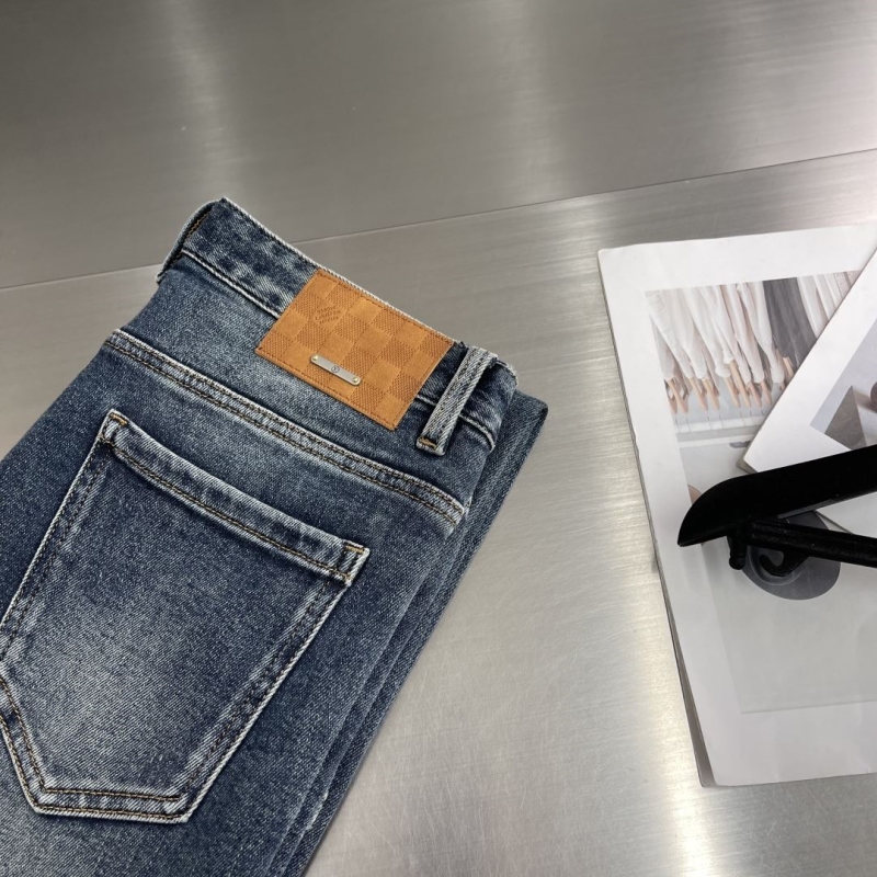 l0vis Vvtt0n jeans